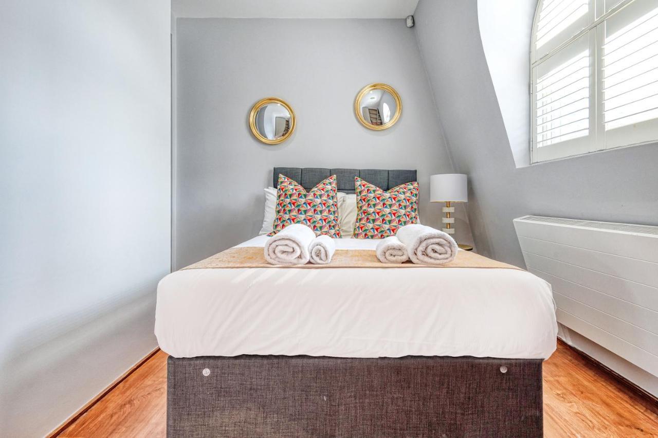 Modernized South Kensington Apartments 런던 외부 사진