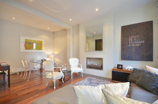 Modernized South Kensington Apartments 런던 외부 사진