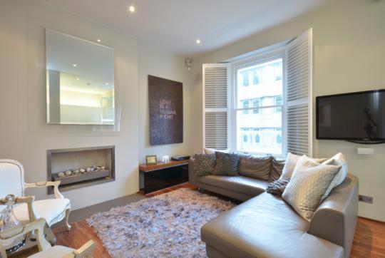 Modernized South Kensington Apartments 런던 외부 사진