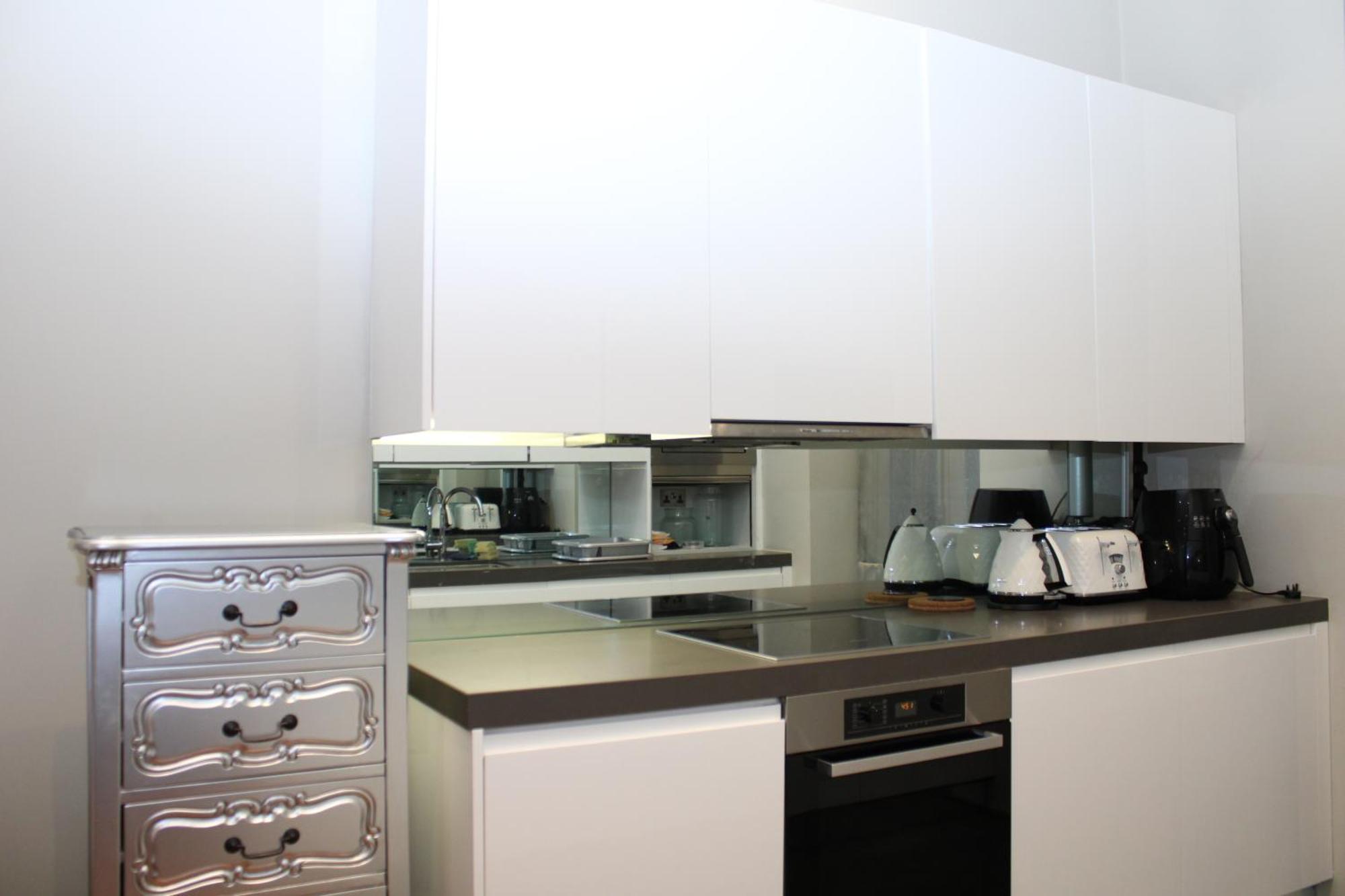 Modernized South Kensington Apartments 런던 외부 사진